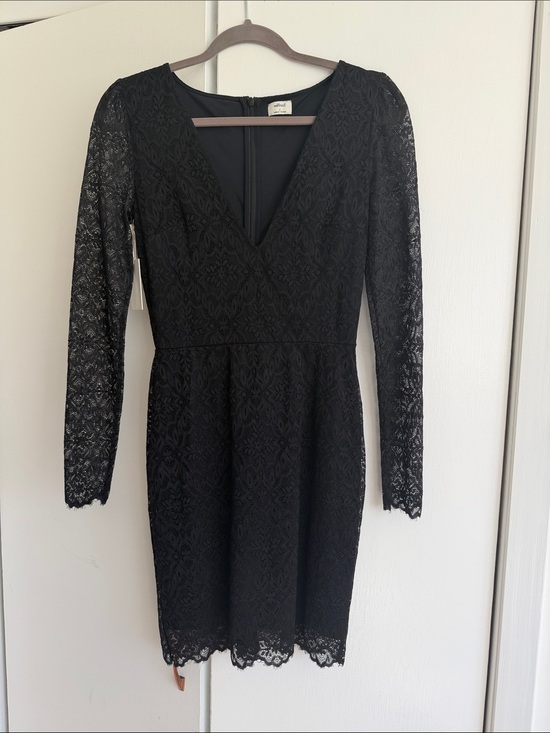 Aritzia Dresses & Skirts - 🆕 Aritzia Wilfred Rowland lace dress long sleeve